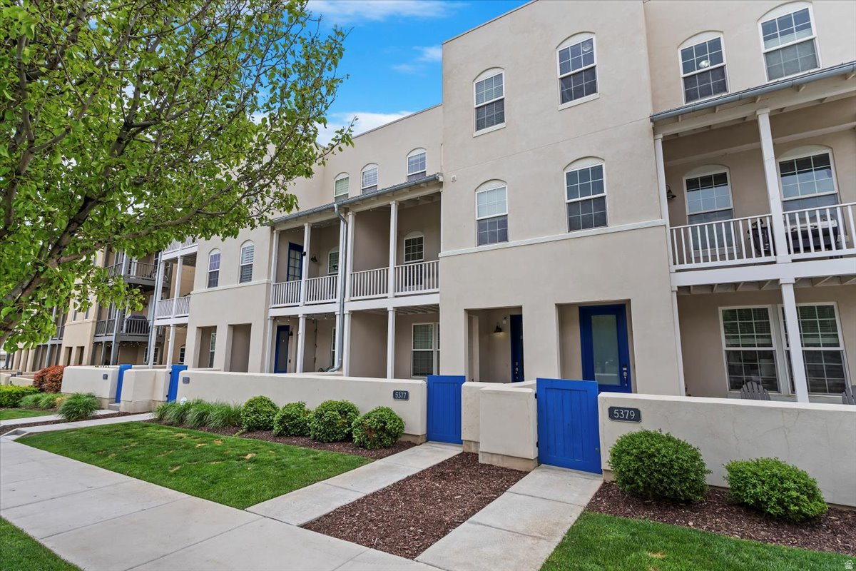 KENNECOTT - Residential