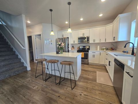 Tiny photo for 1349 E REICHERT ST, Eagle Mountain, UT 84005 (MLS # 2135814)