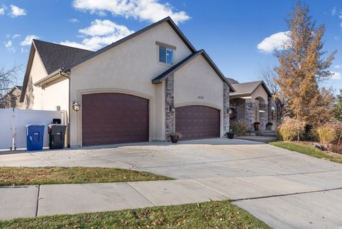 Tiny photo for 14278 S FRIENDSHIP DR W, Herriman, UT 84096 (MLS # 2122369)