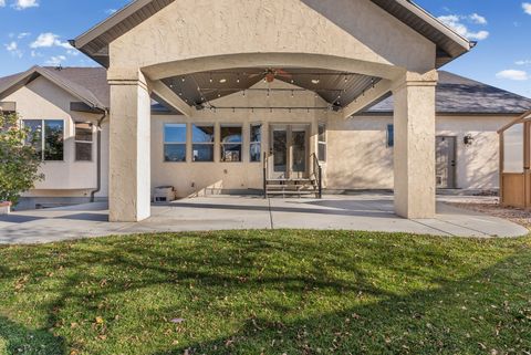 Tiny photo for 14278 S FRIENDSHIP DR W, Herriman, UT 84096 (MLS # 2122369)