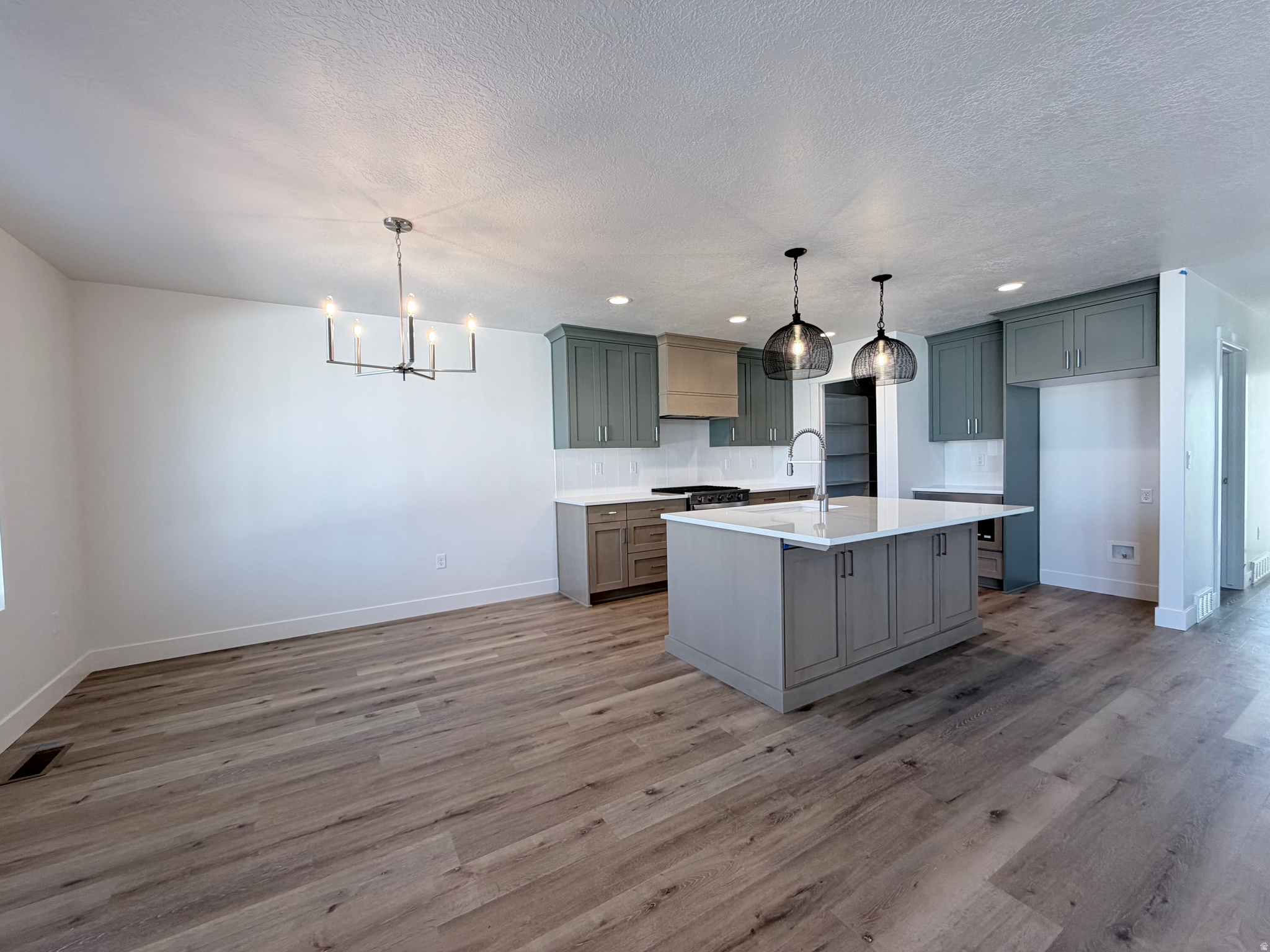 RIVERBEND FARMS - Residential