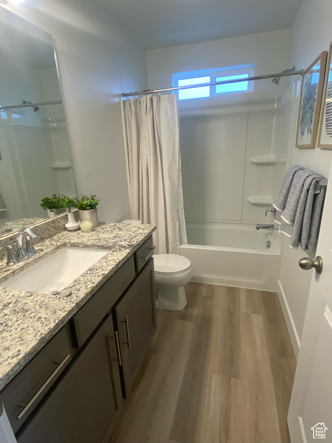 1684 N Centerpoint Ln, Salem, Utah image 11