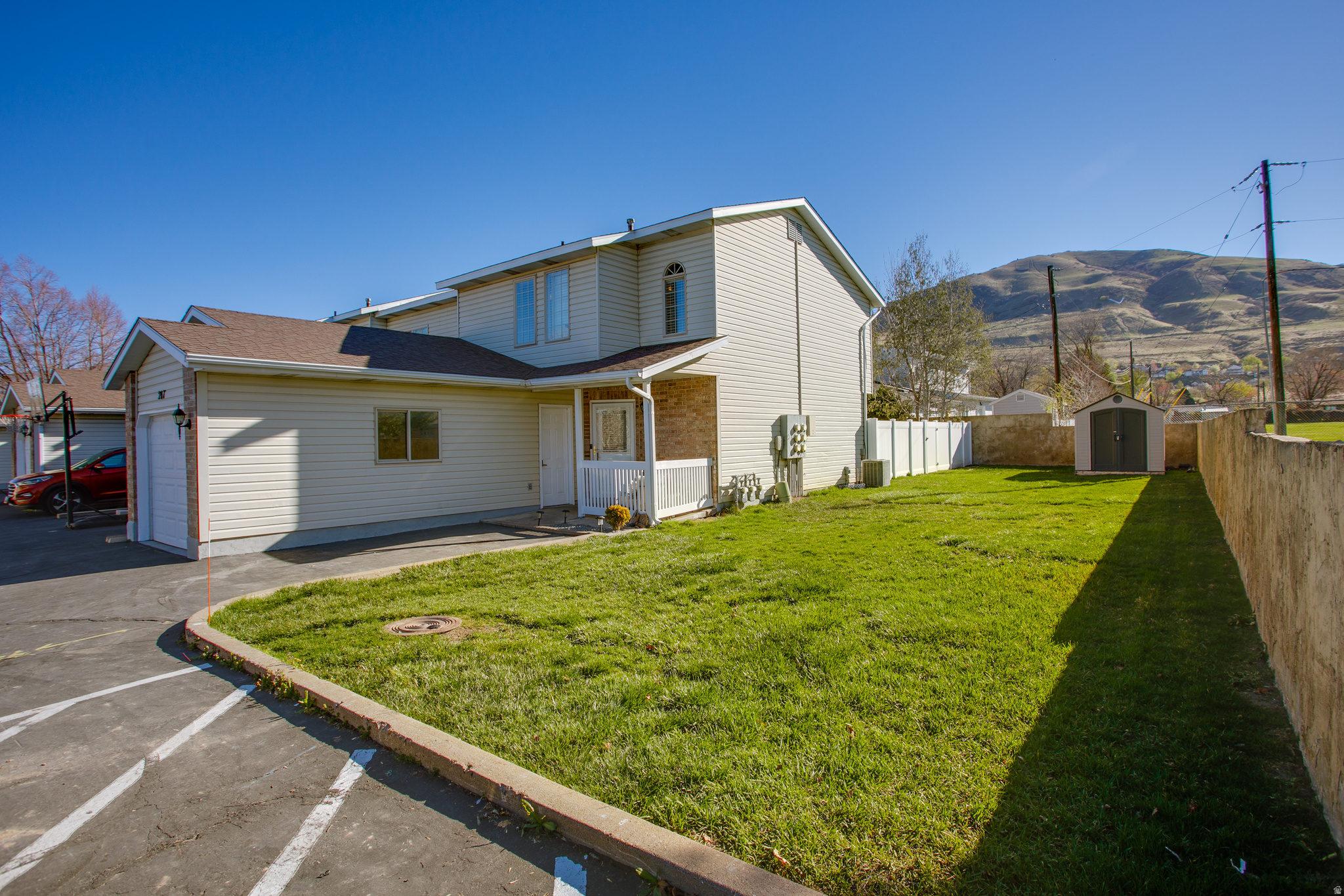 RIVIERA TOWNHOUSES - Residential