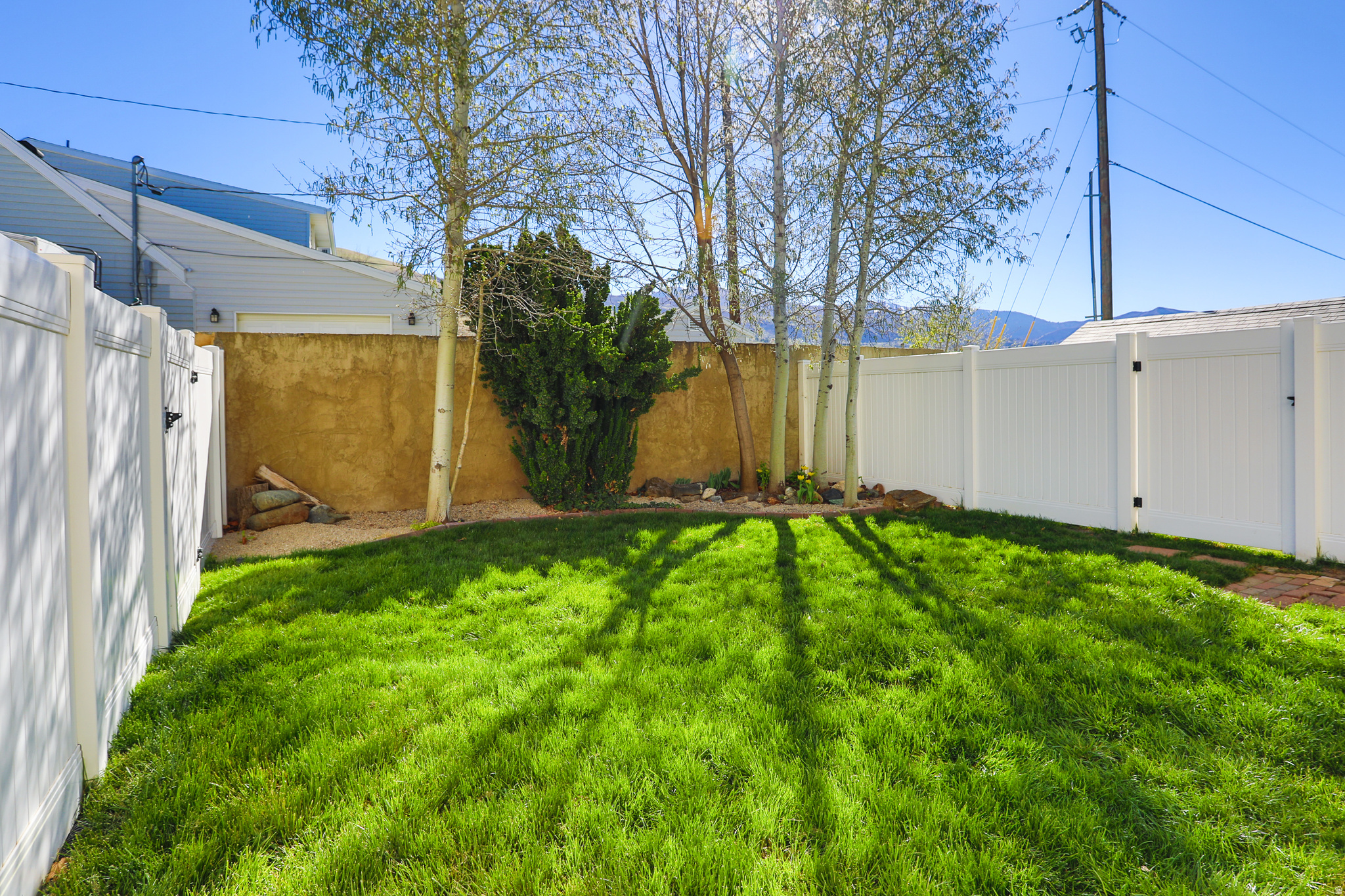 RIVIERA TOWNHOUSES - Residential