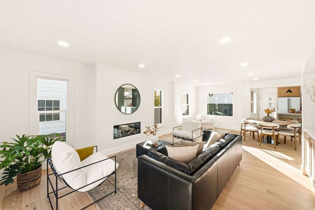 Photo of 1816 S YUMA ST, Salt Lake City, UT 84108 (MLS # 2122978)