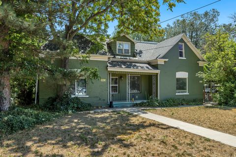 Photo of 3981 S 500 E, Millcreek, UT 84107 (MLS # 2135029)