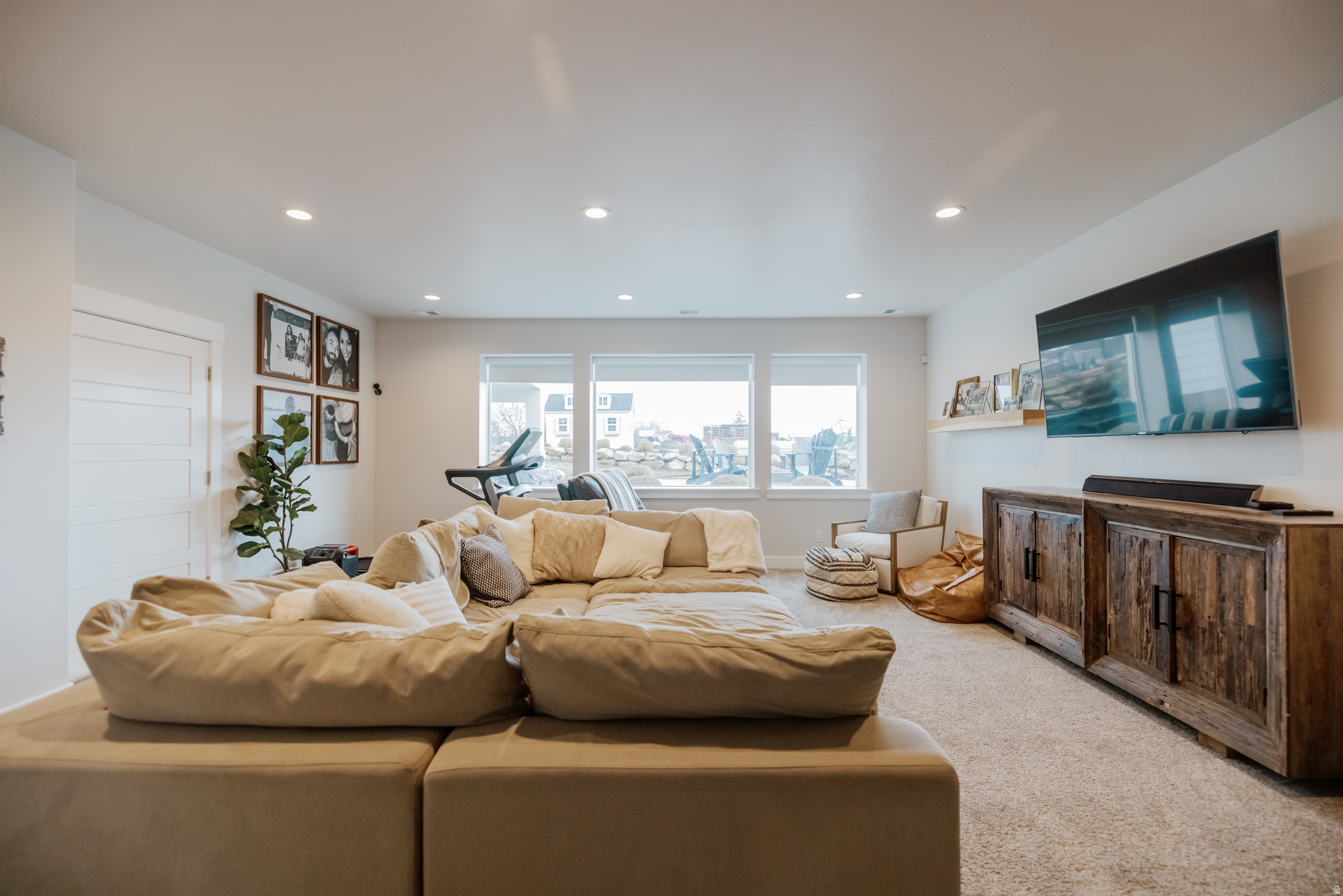 PELICAN COVE - Residential