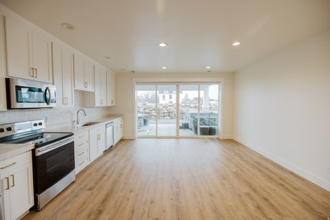 Tiny photo for 356 N 1400 W, Lehi, UT 84043 (MLS # 2151324)