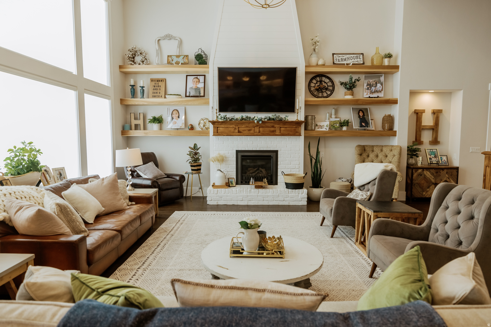 PELICAN COVE - Residential