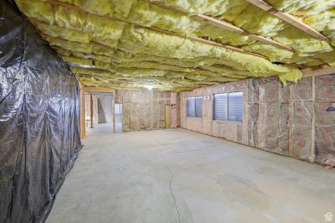 Tiny photo for 446 N 400 E, Springville, UT 84663 (MLS # 2117387)