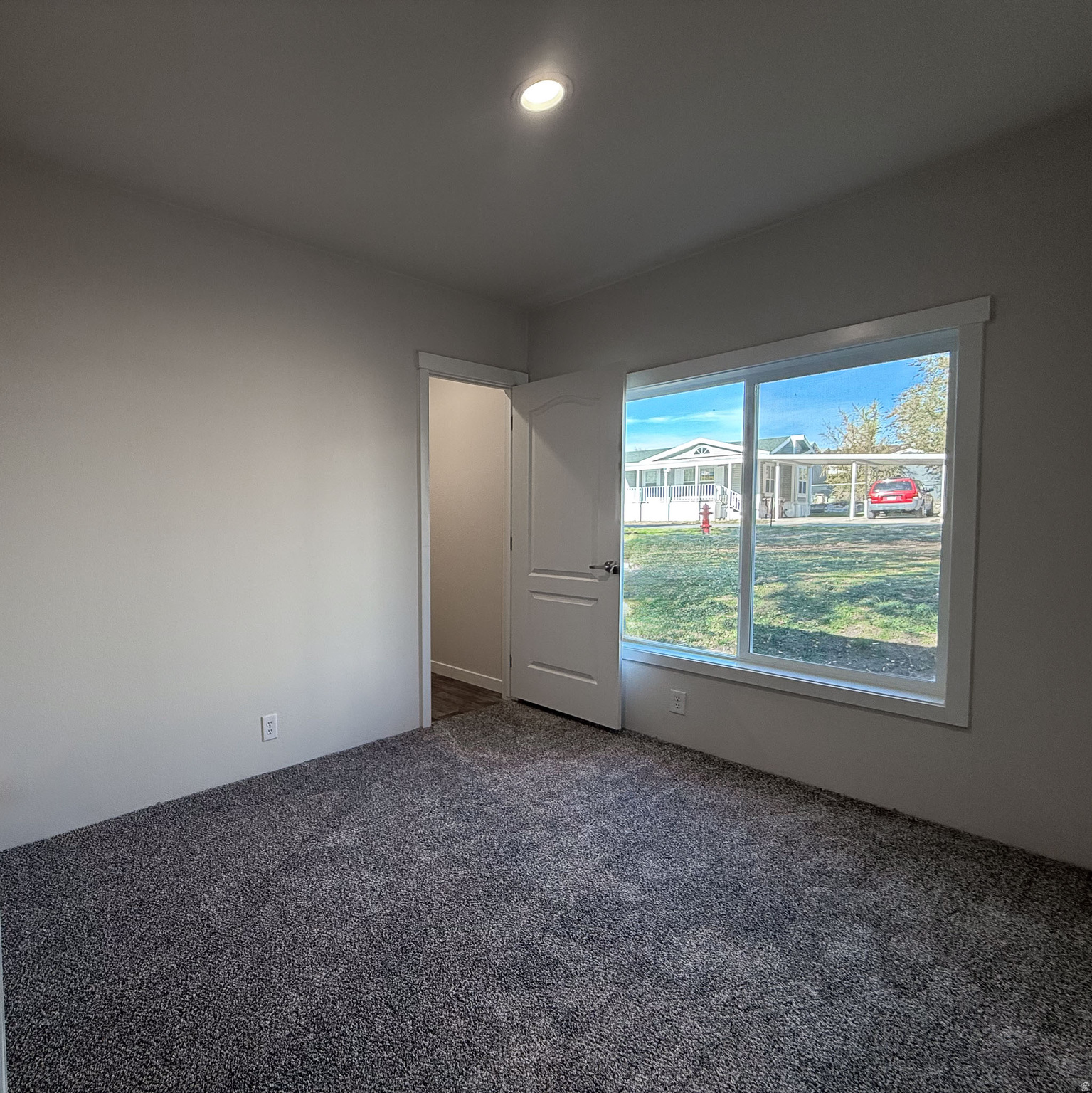 ROLLING HILLS ESTATES - Residential