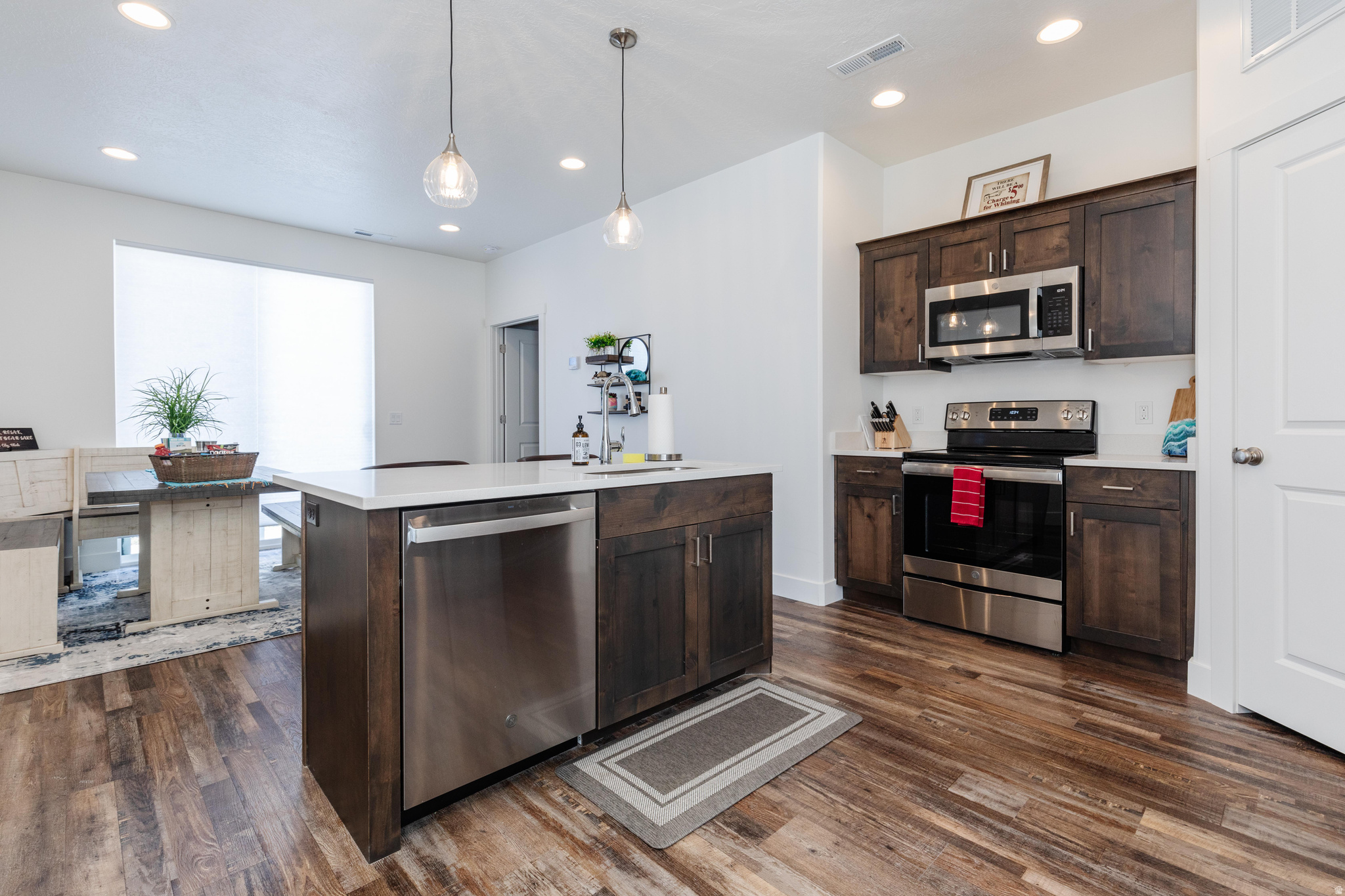 PARADISE PARKWAY - Residential