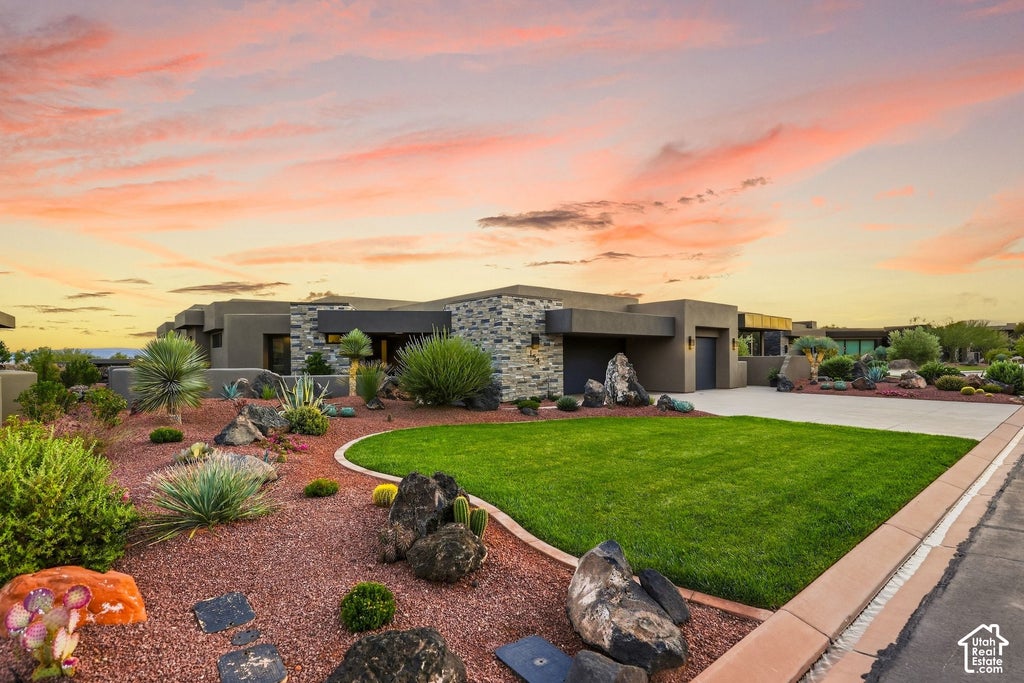 Photo of 1500 E SPLIT ROCK DR #154, Ivins, UT 84738 (MLS # 2188909)