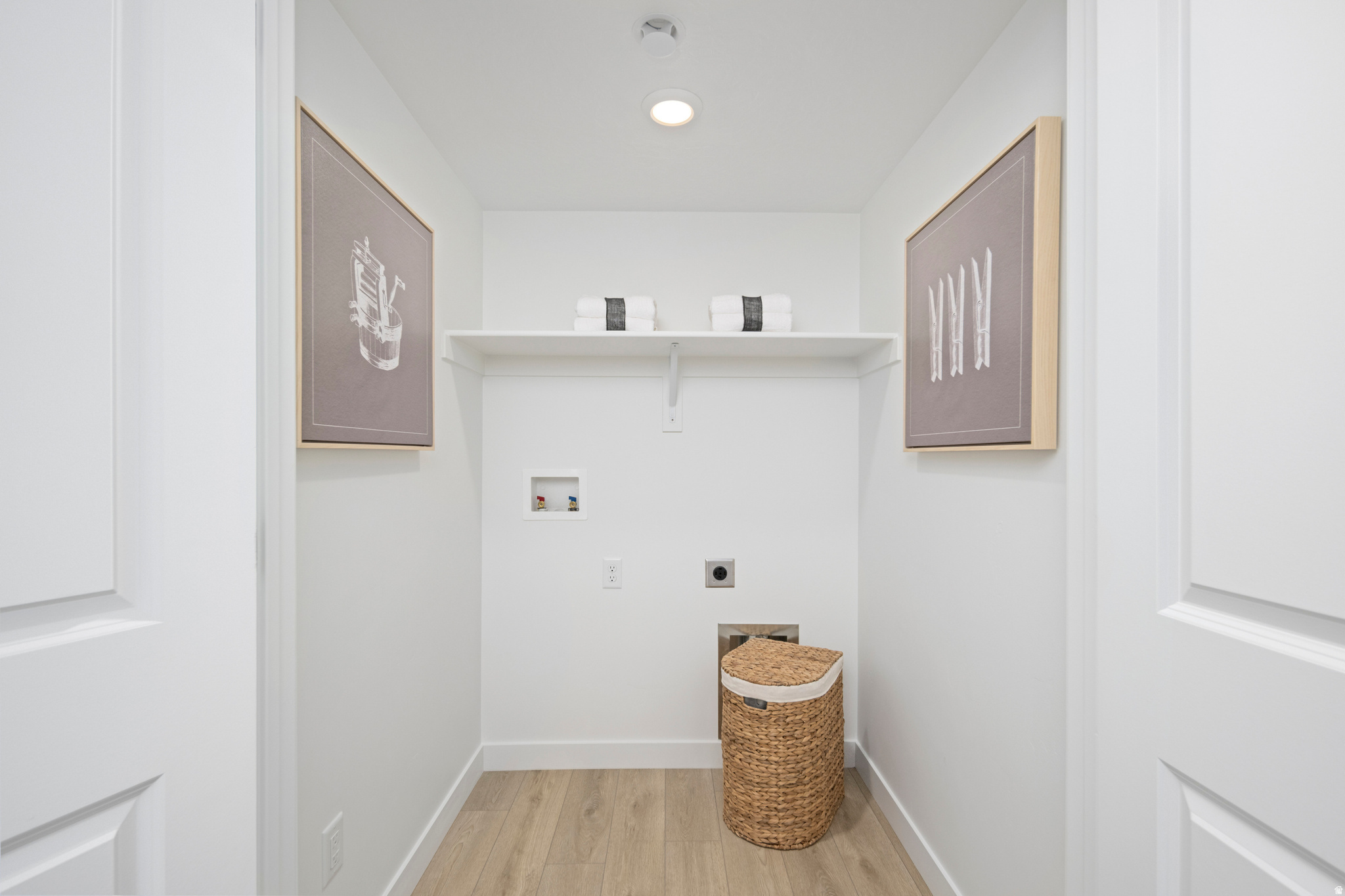 SILVER OAKS - Residential