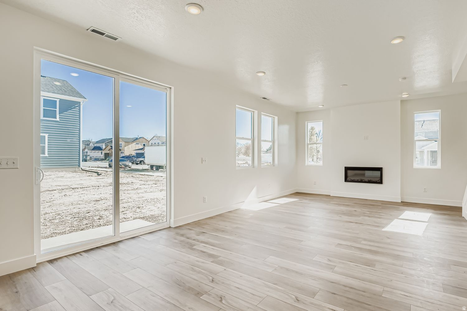 PIONEER MEADOWS - Residential