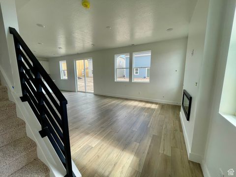 Tiny photo for 1970 N 2090 W, Lehi, UT 84043 (MLS # 2100599)