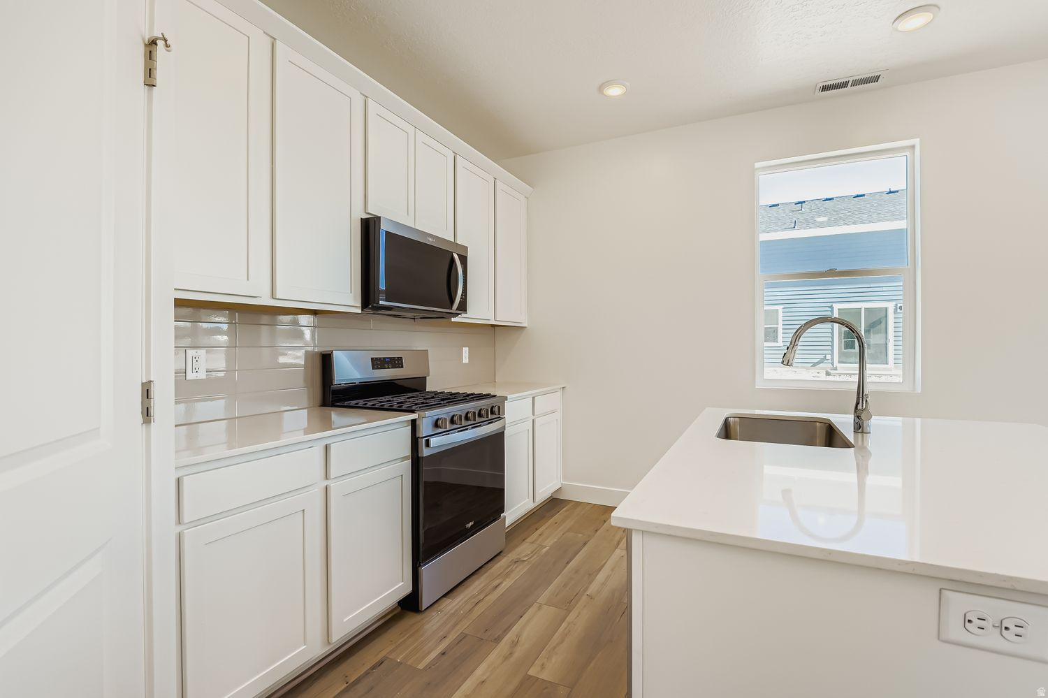 PIONEER MEADOWS - Residential