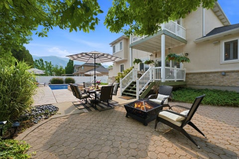 Tiny photo for 557 E WARM SPRINGS DR, Kaysville, UT 84037 (MLS # 2167964)