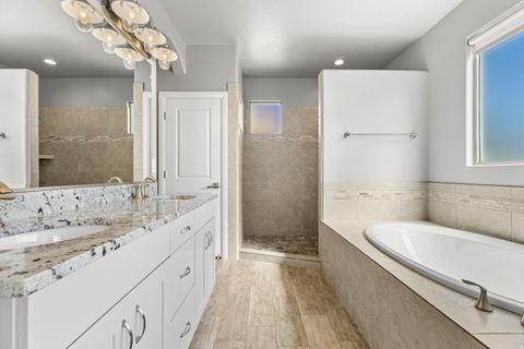 Tiny photo for 3205 S 4900 W, Hurricane, UT 84737 (MLS # 2146990)