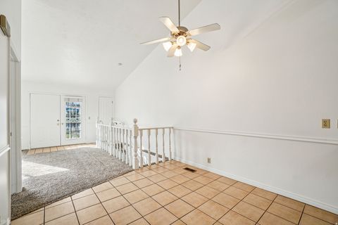 Tiny photo for 552 W 2900 S, Bountiful, UT 84010 (MLS # 2132764)