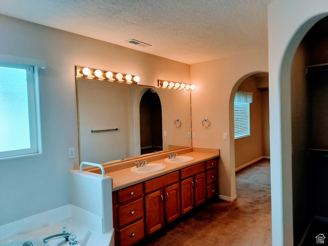 SILVERCREEK TOWNHOMES - Residential