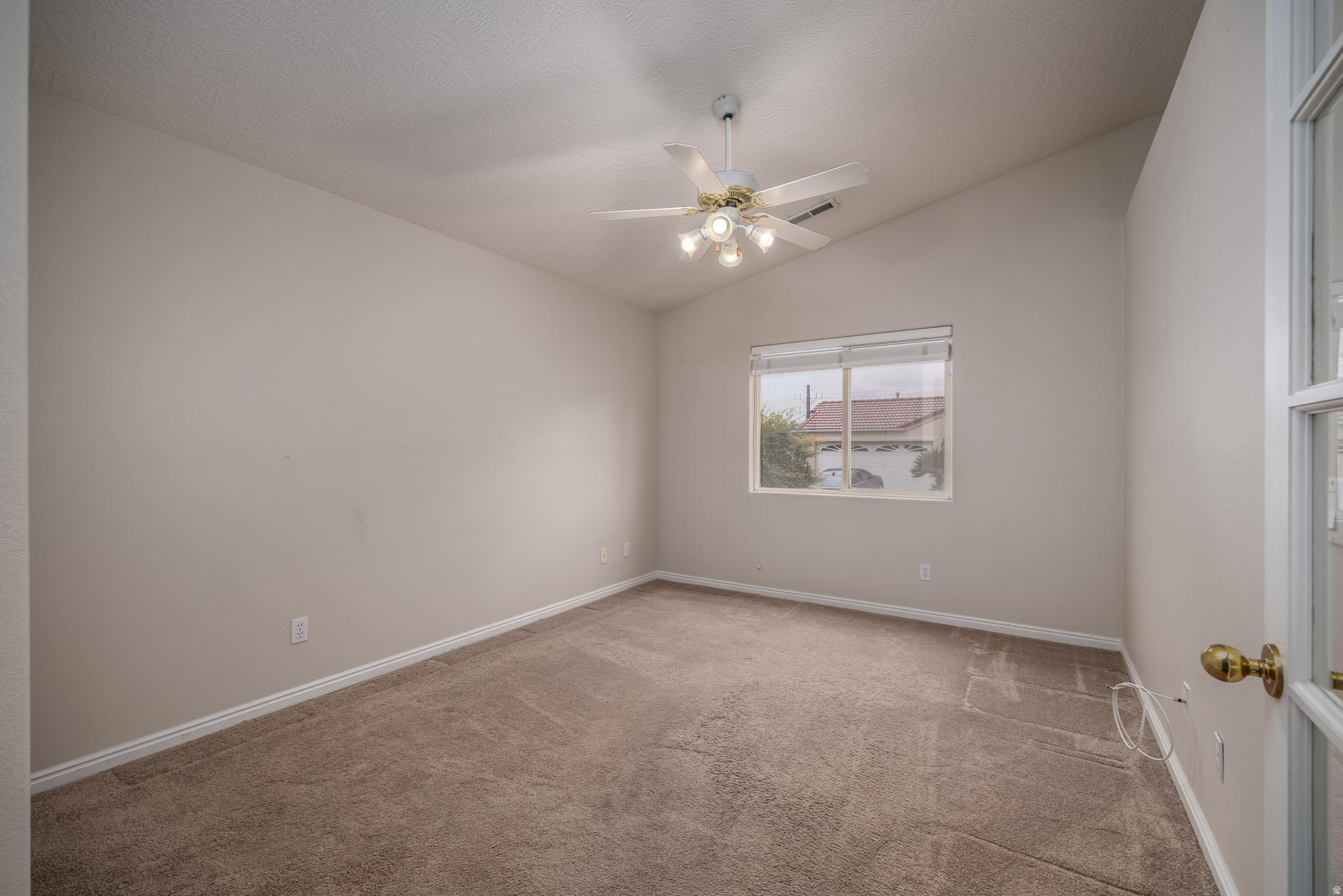 SILVERCREEK TOWNHOMES - Residential