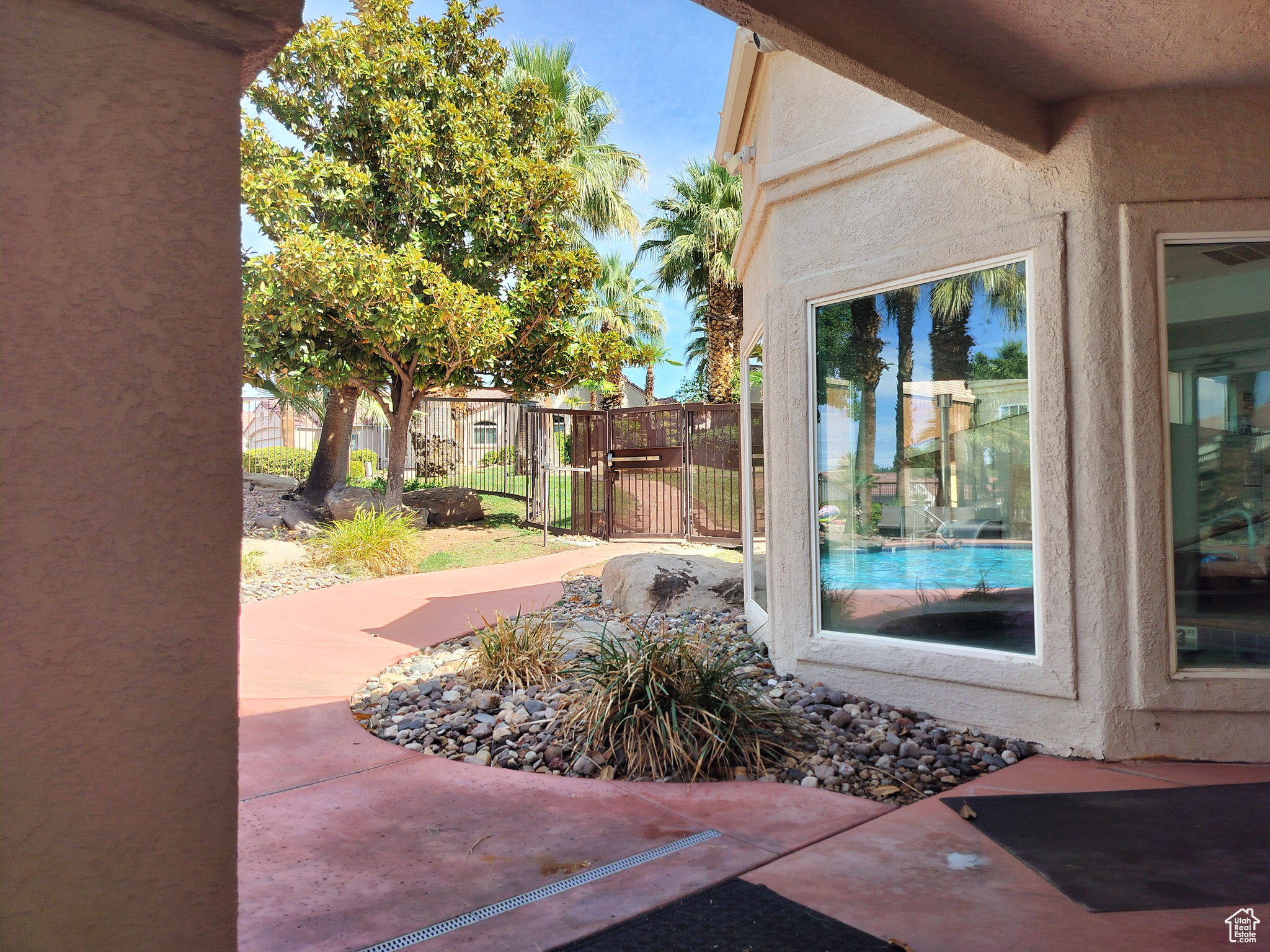 SILVERCREEK TOWNHOMES - Residential