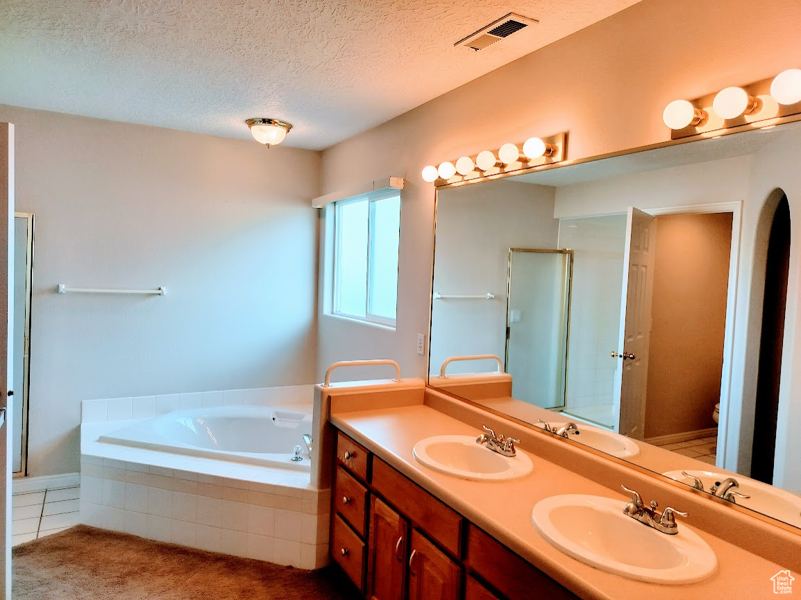 SILVERCREEK TOWNHOMES - Residential