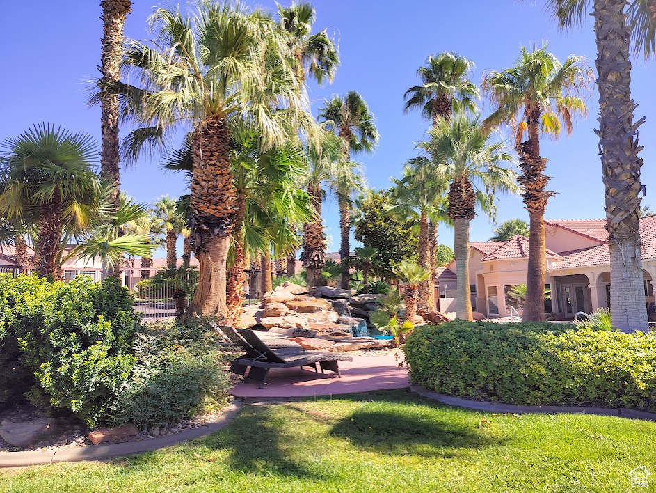 SILVERCREEK TOWNHOMES - Residential