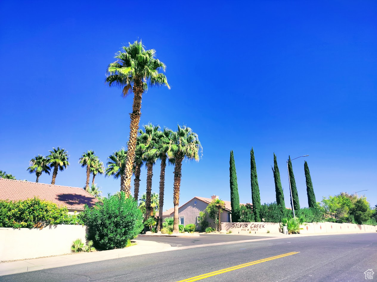 SILVERCREEK TOWNHOMES - Residential