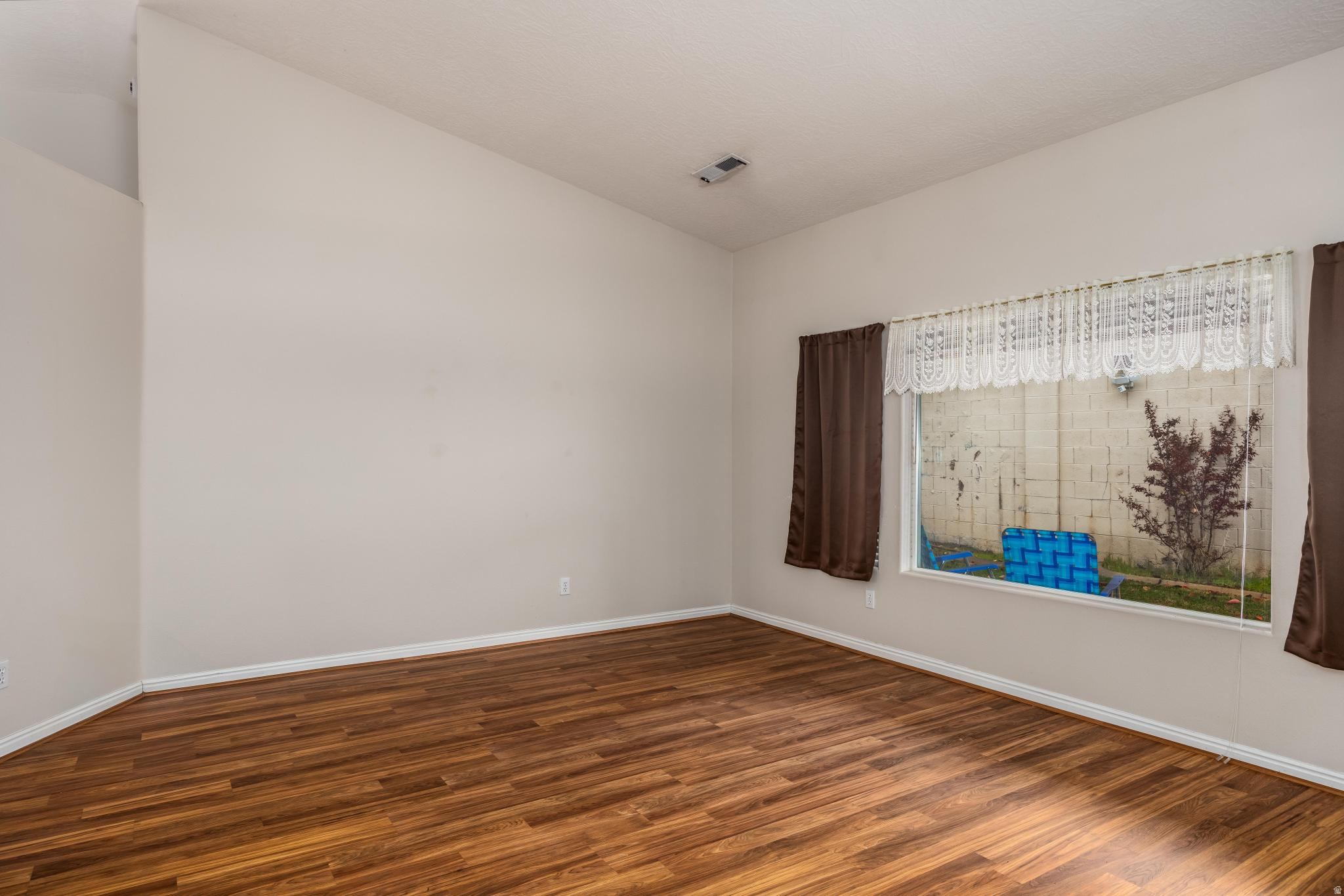 SILVERCREEK TOWNHOMES - Residential