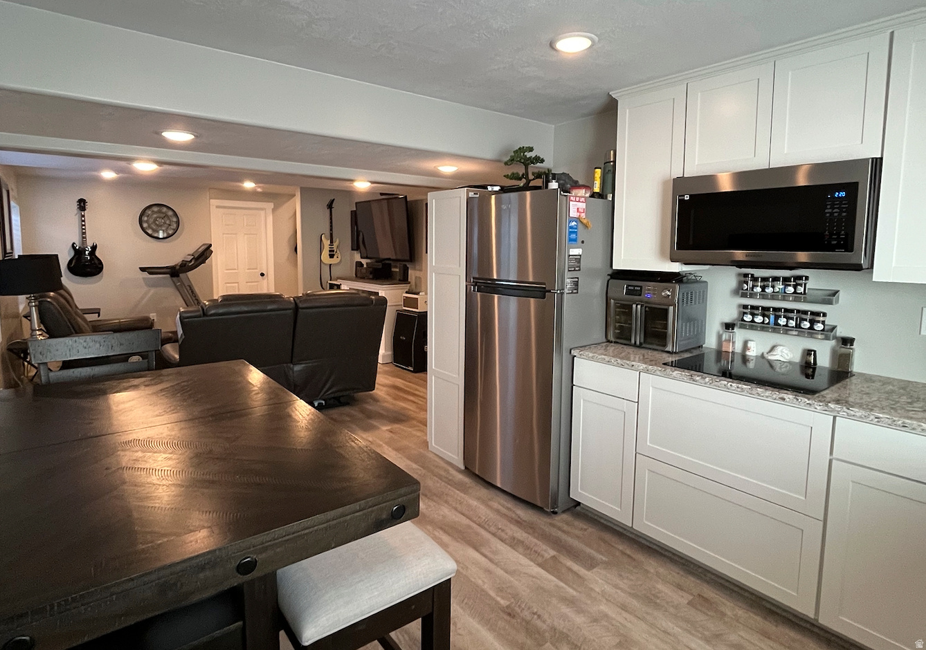 SUNSET HAVEN - Residential