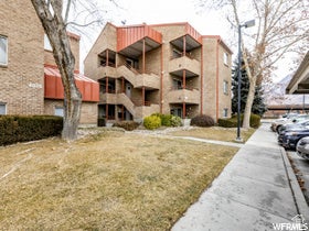 Photo of 4826 S HIGHLAND CIR #211, Holladay, UT 84117 (MLS # 2186319)