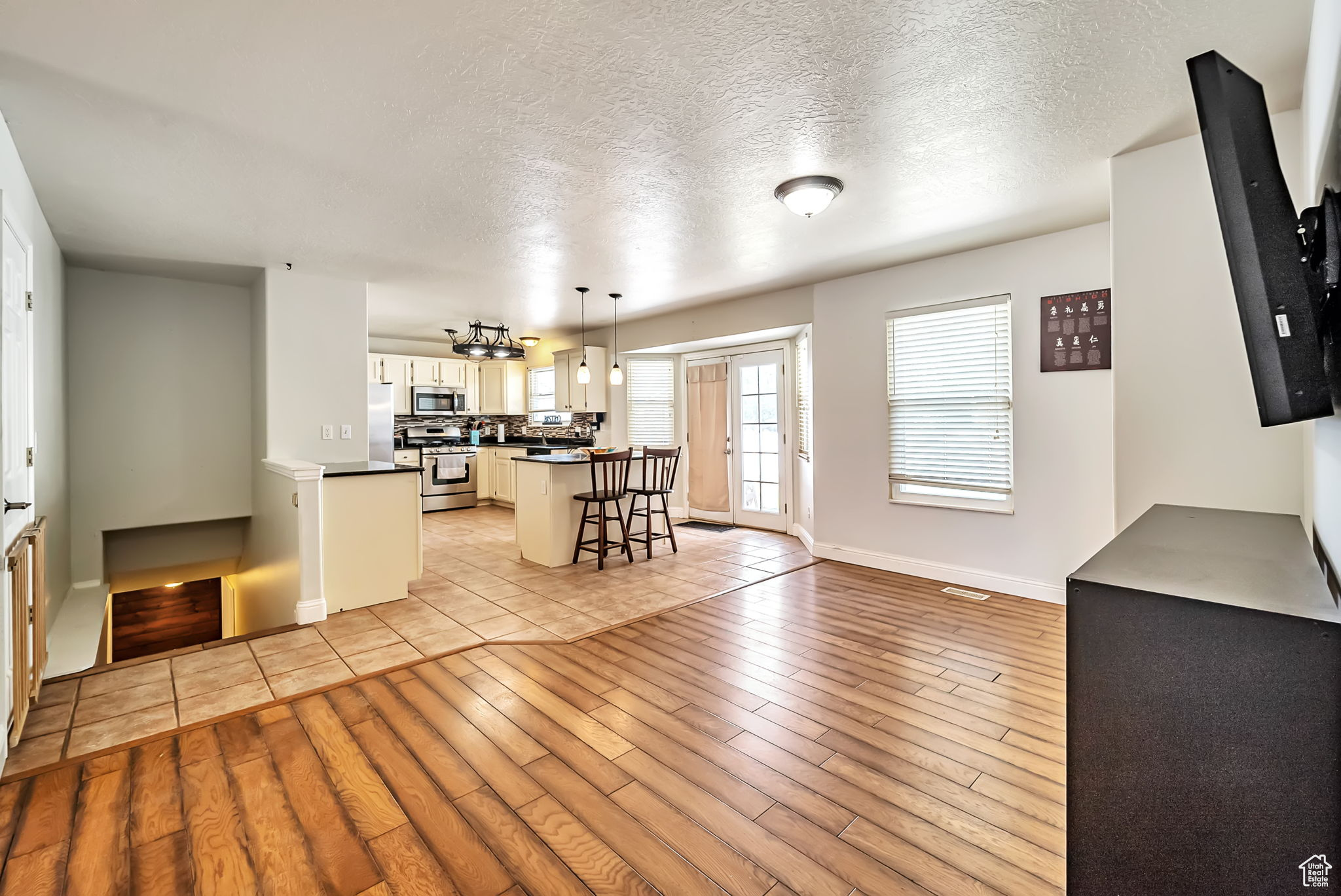 EAGLE POINT - Residential