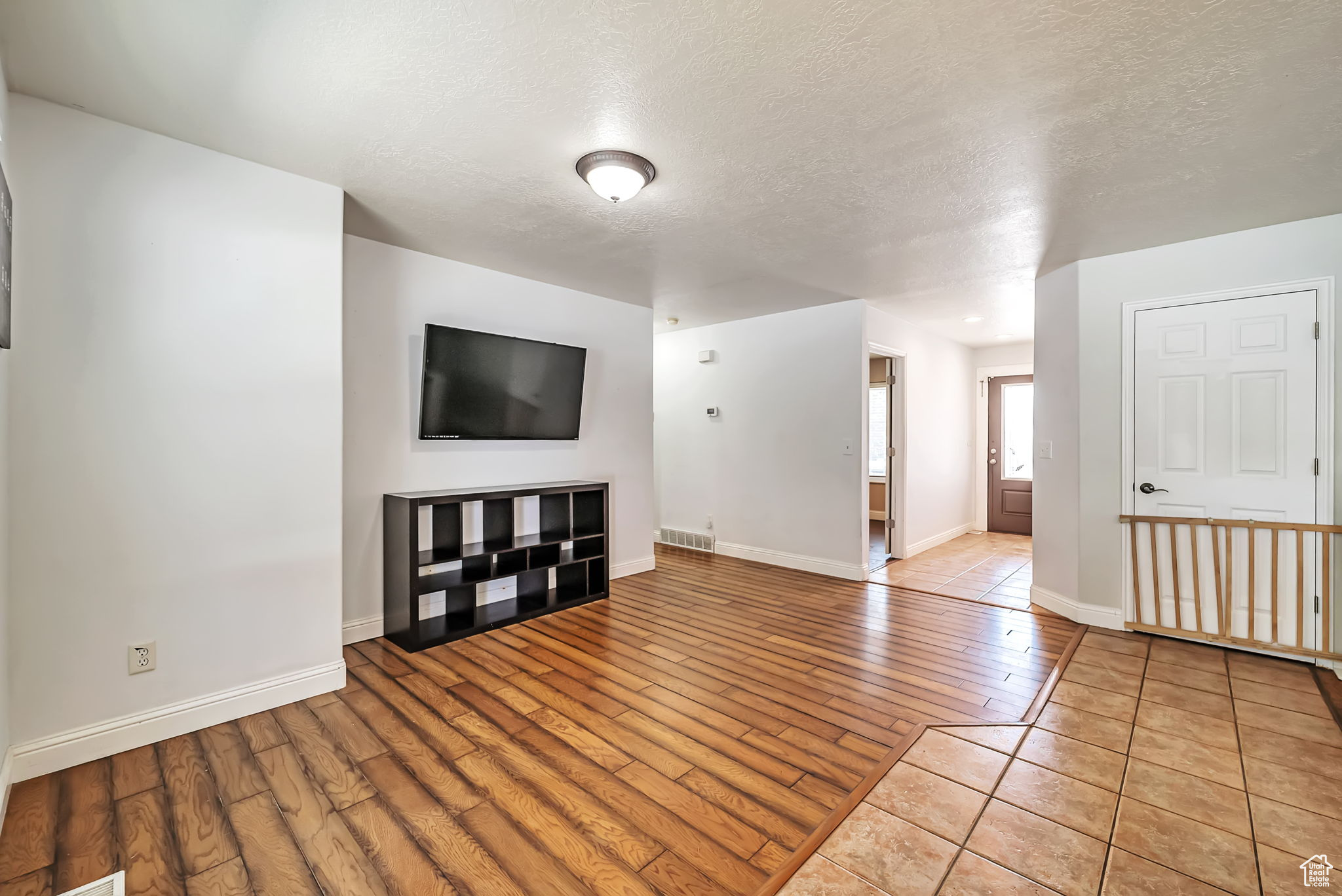 EAGLE POINT - Residential
