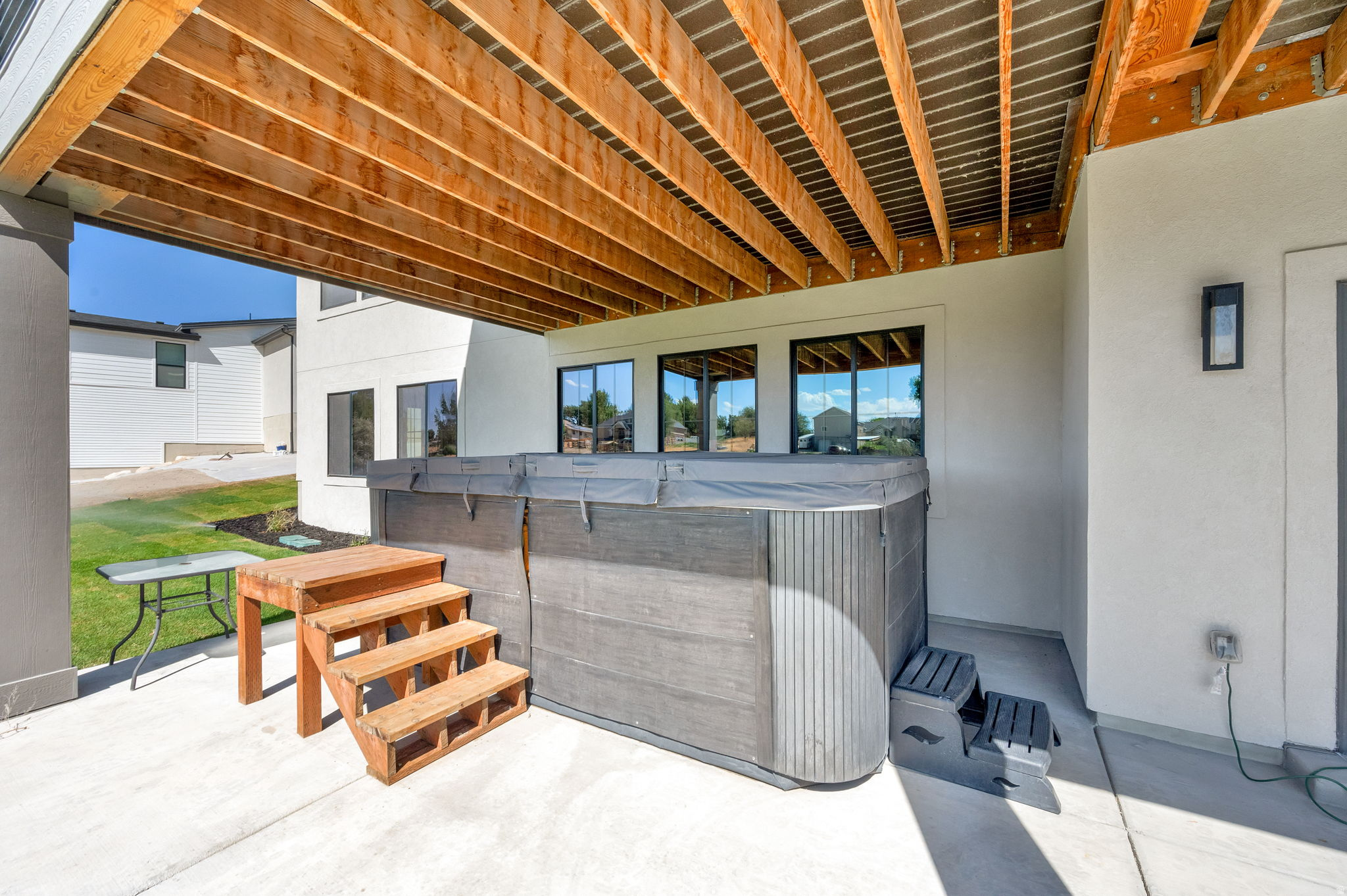 BIG WILLOW - Residential