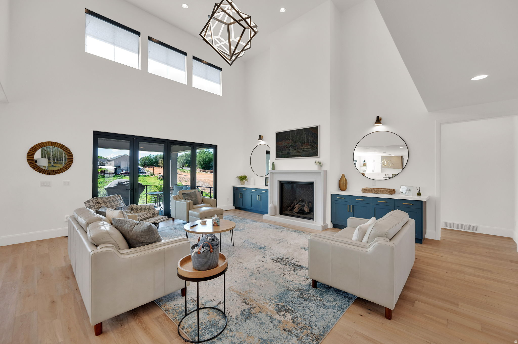 BIG WILLOW - Residential