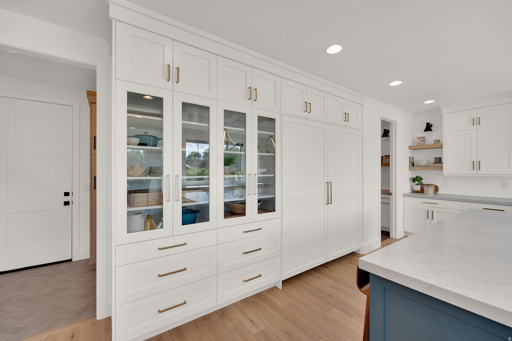 BIG WILLOW - Residential