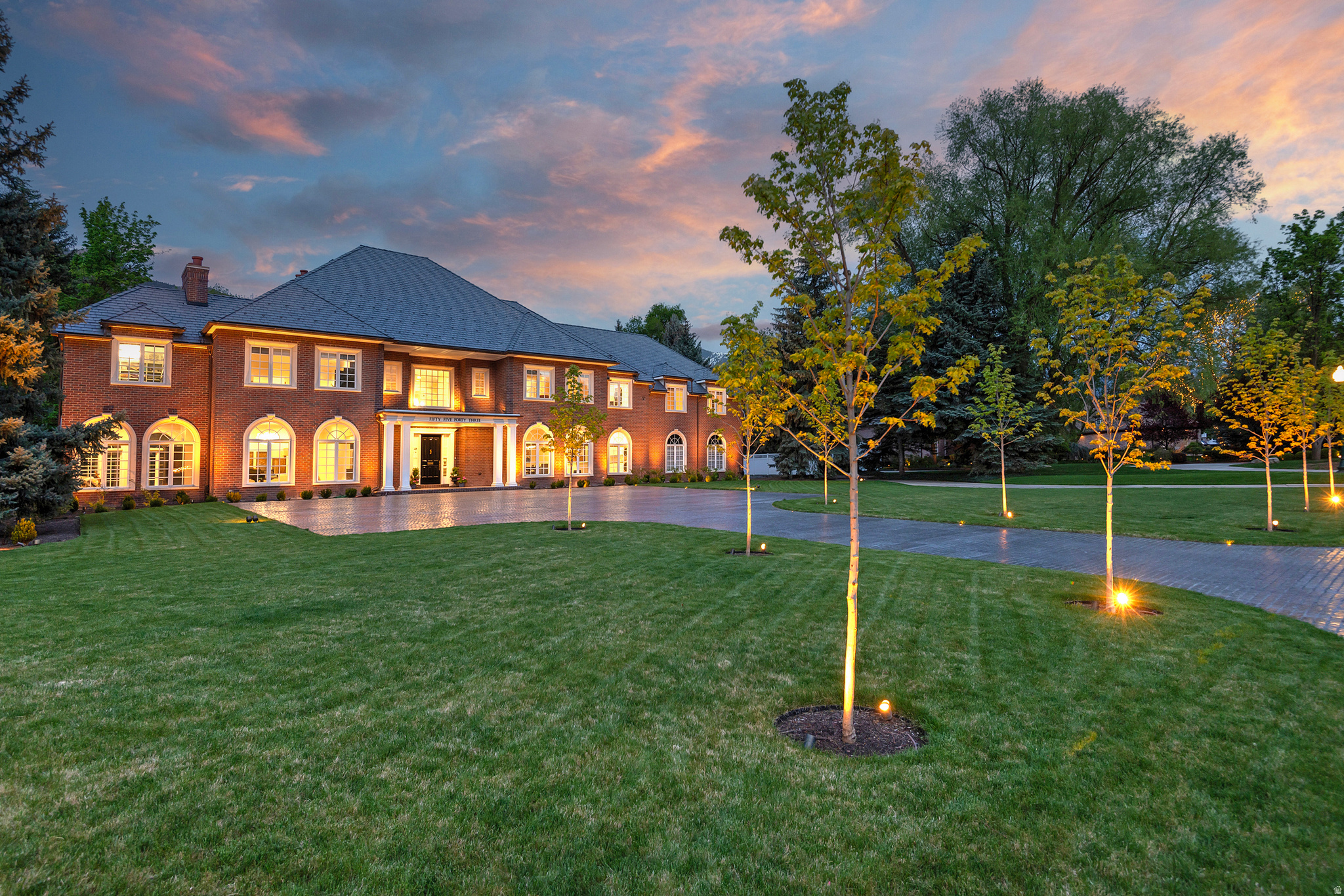 WALKER WOODS - Residential