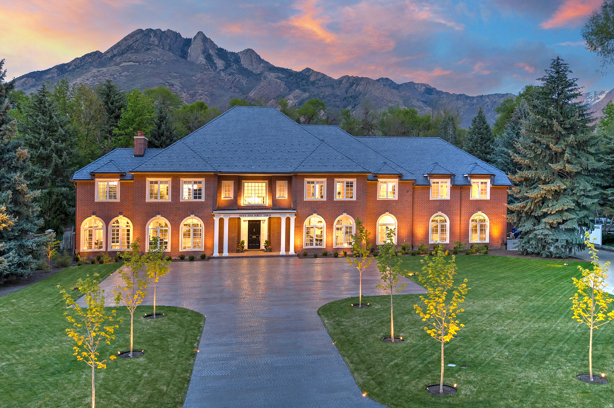 WALKER WOODS - Residential