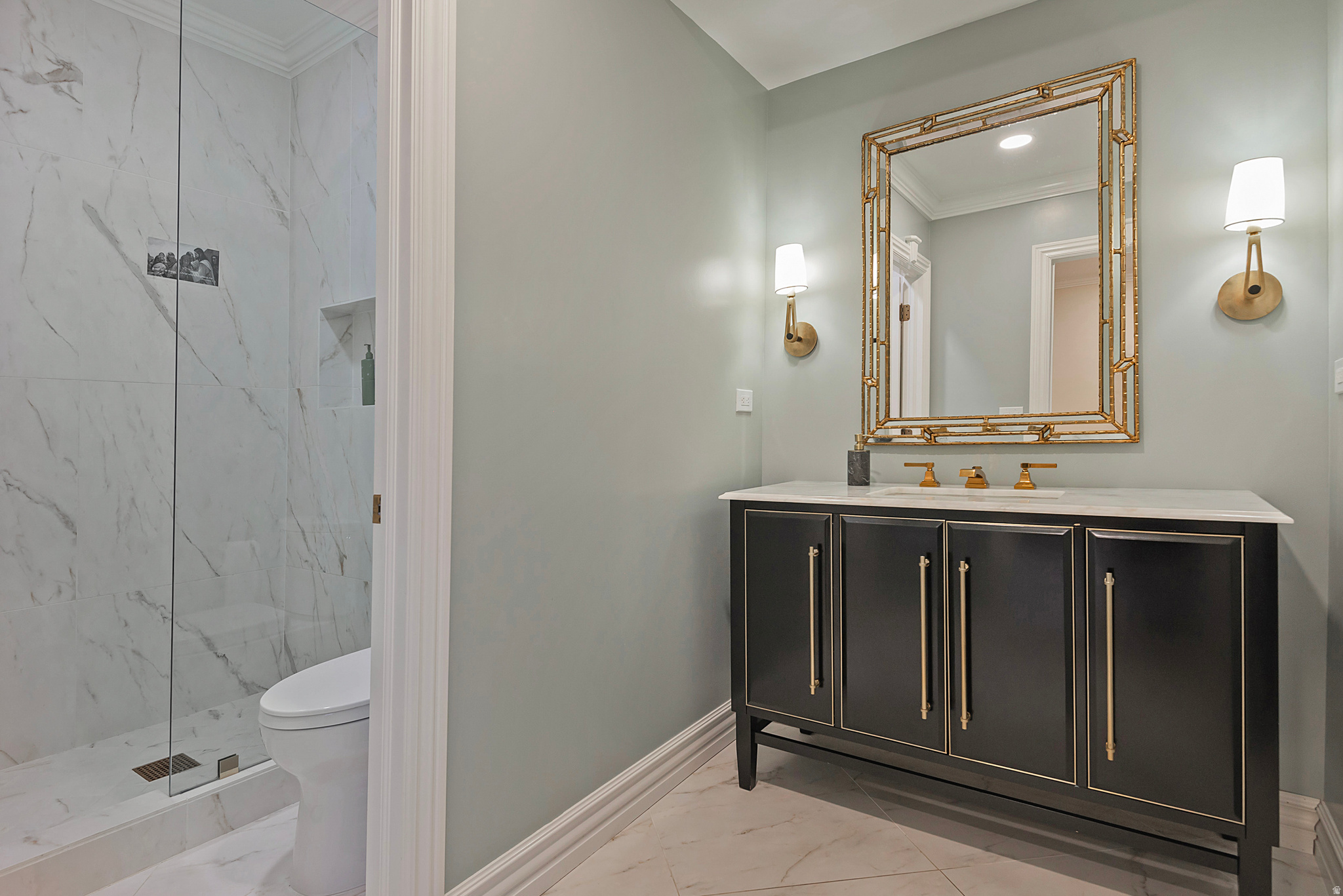 WALKER WOODS - Residential