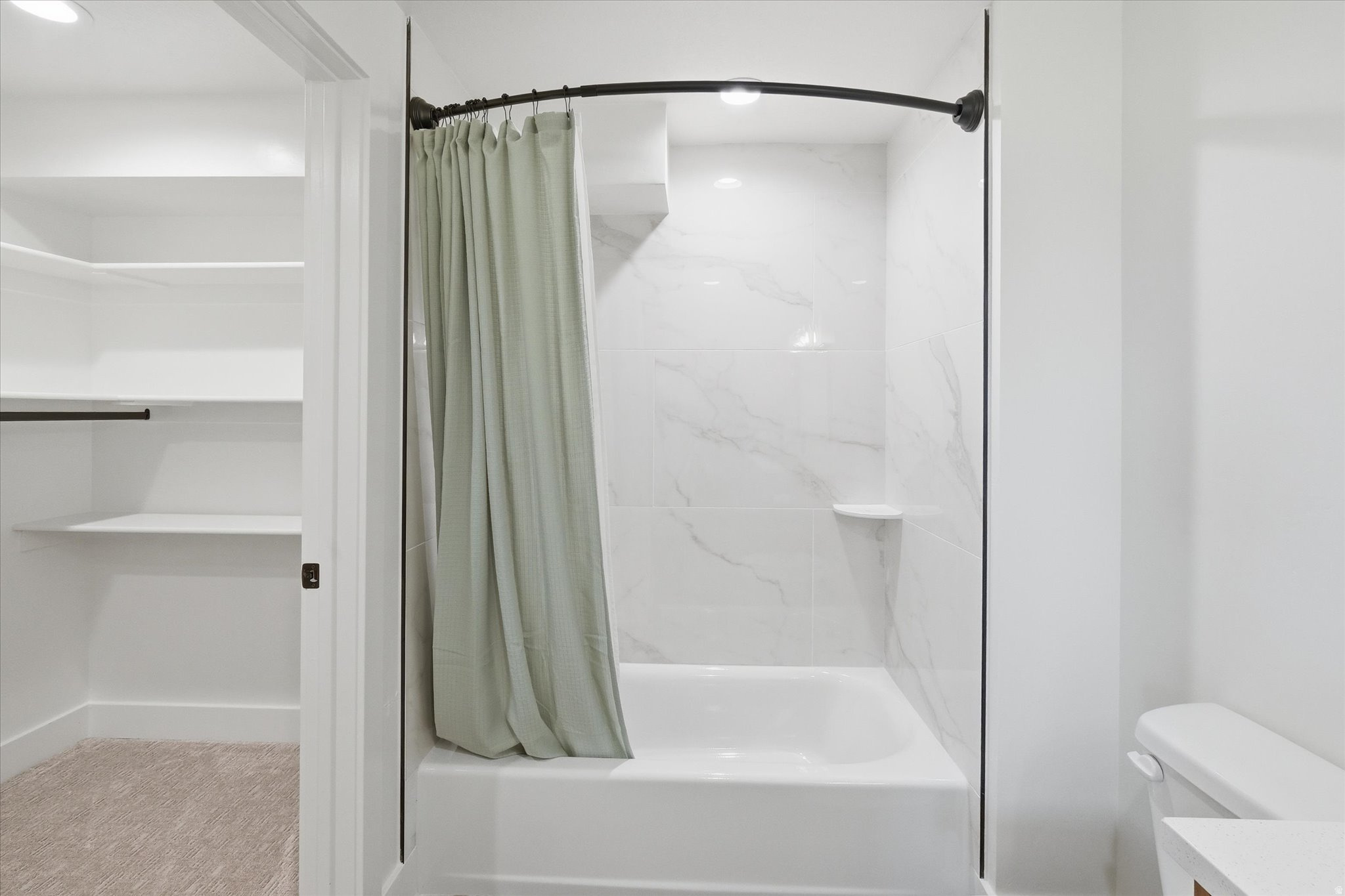 THE KNOLLS - Residential