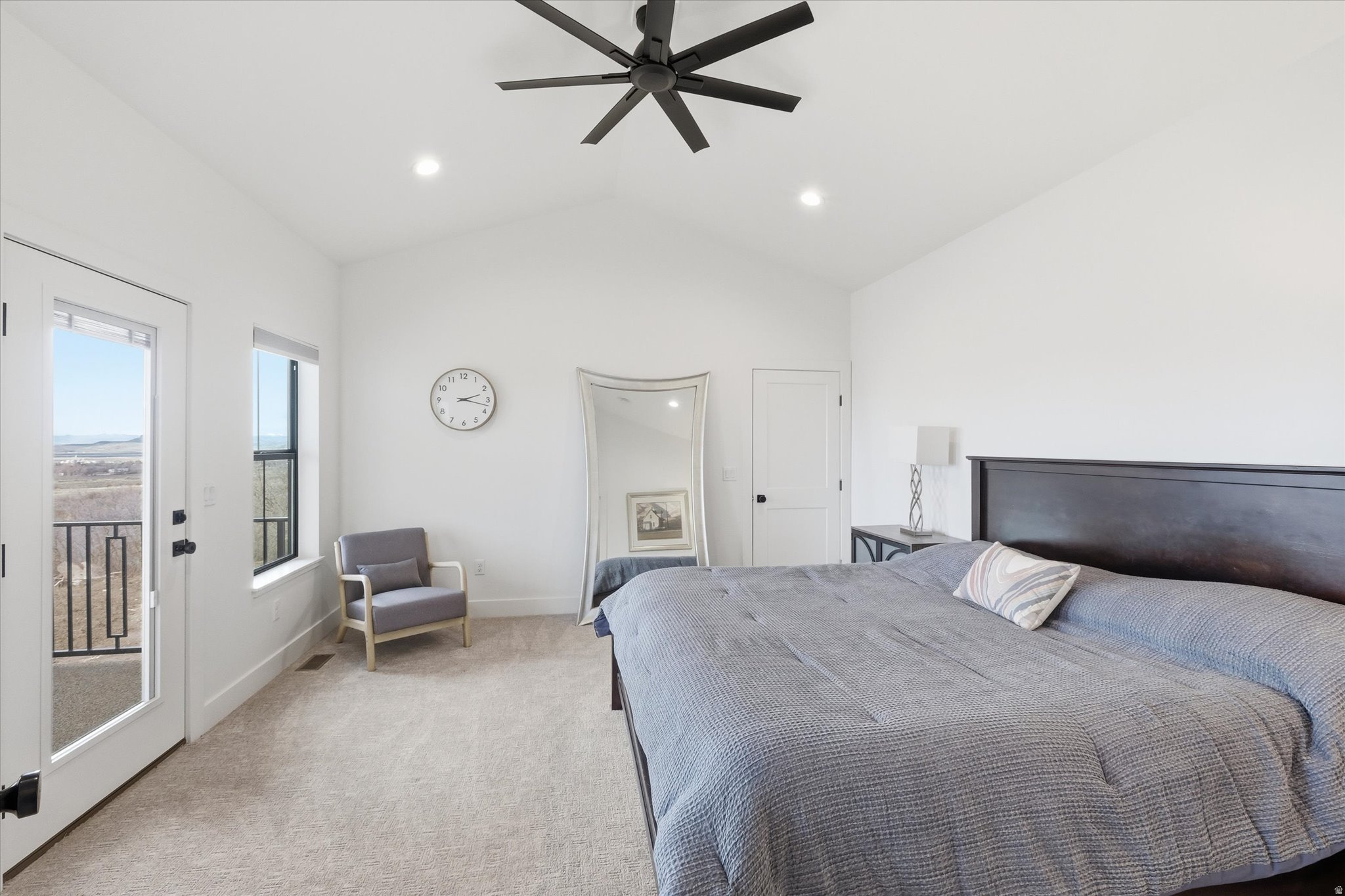 THE KNOLLS - Residential