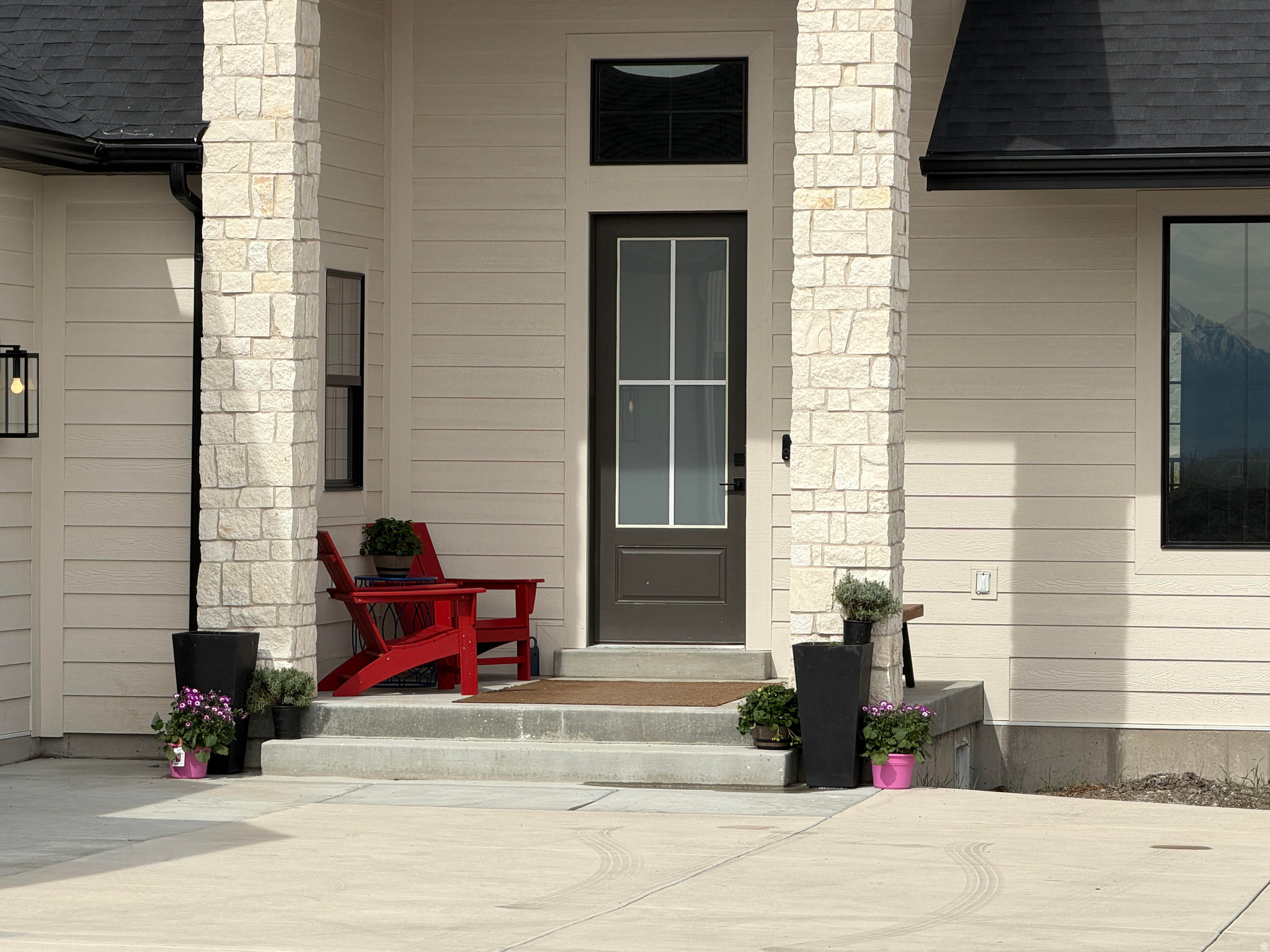 THE KNOLLS - Residential