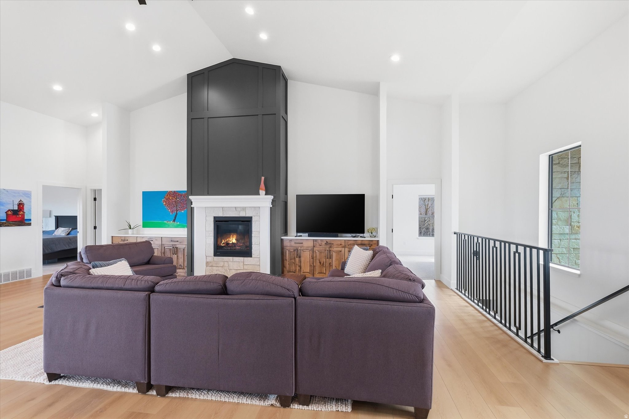 THE KNOLLS - Residential