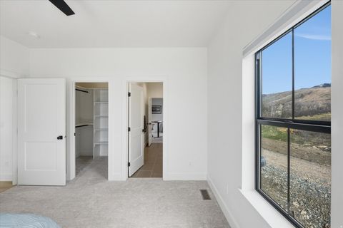 Tiny photo for 687 N CHERRY CREEK PKWY, Richmond, UT 84333 (MLS # 2144917)