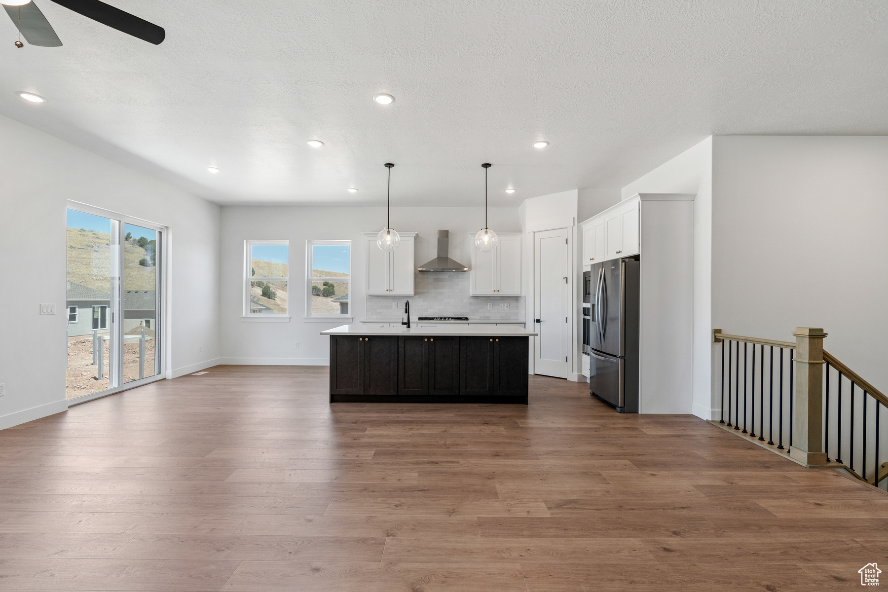 VISTAS AT SUMMIT RDG - Residential