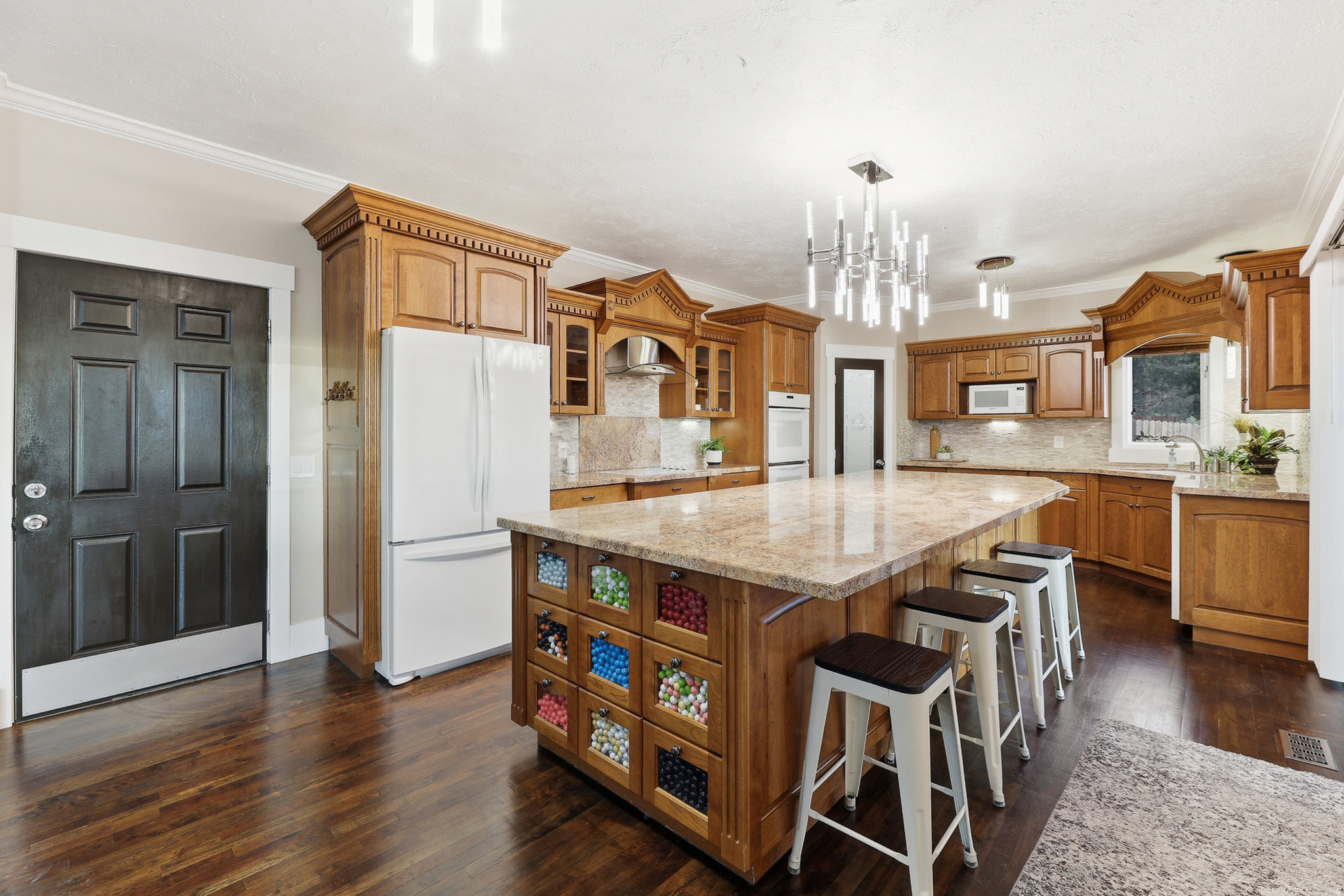 DIMPLE DELL RANCHETTES - Residential