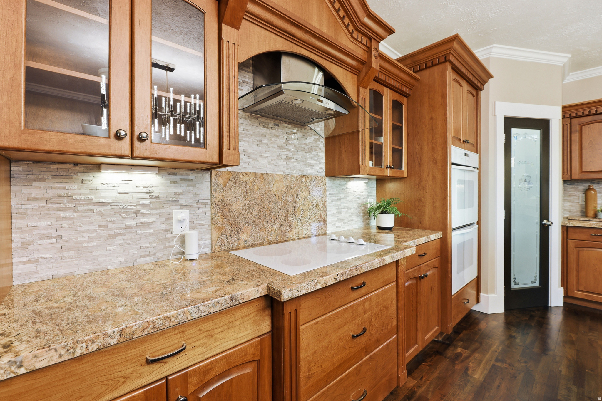 DIMPLE DELL RANCHETTES - Residential
