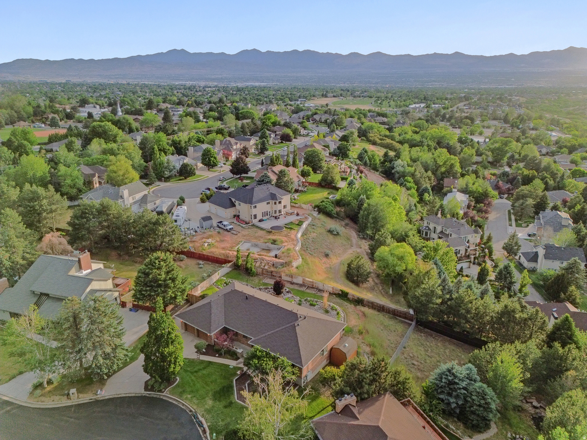 DIMPLE DELL RANCHETTES - Residential